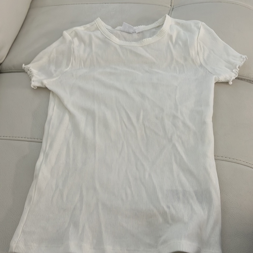 White Top - Picture 2 of 3